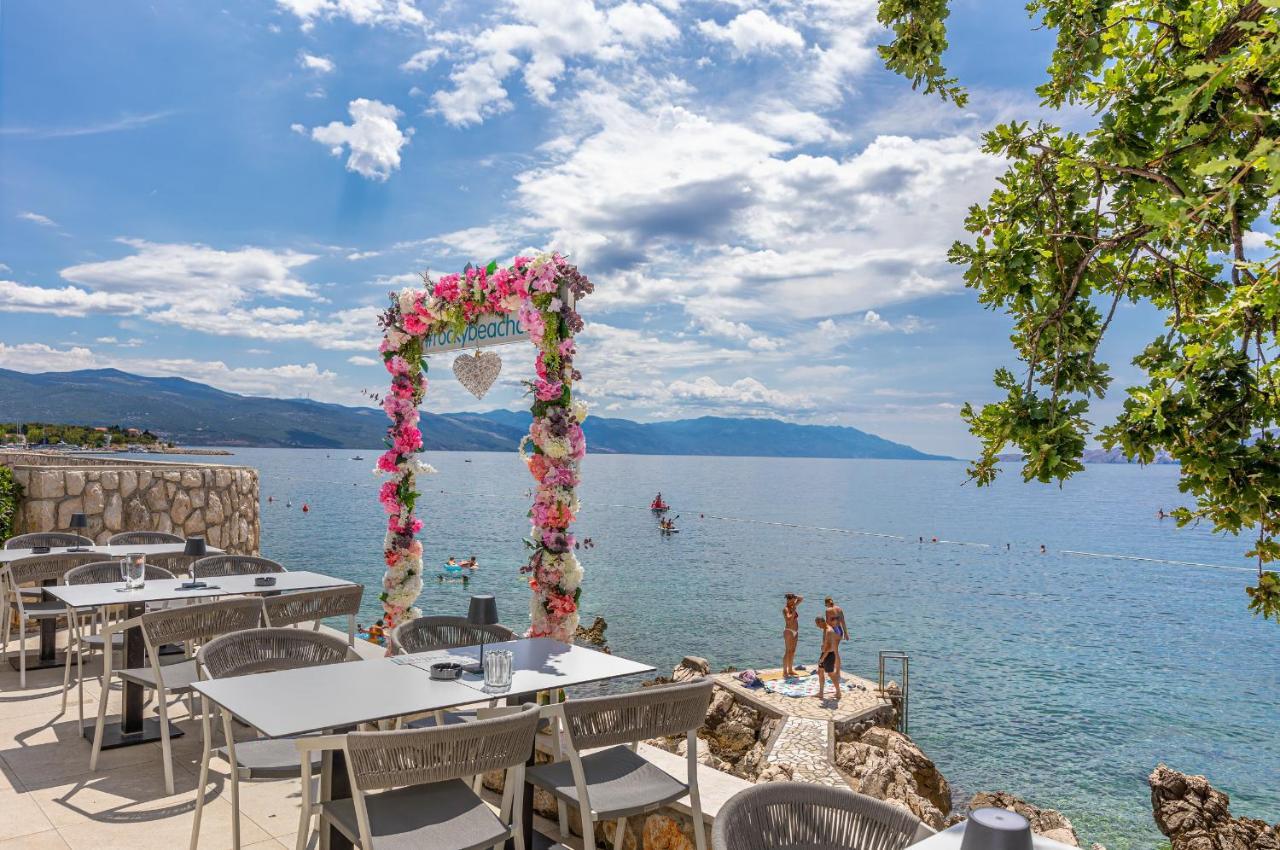 نوفي فينودولسكي Rocky Beach Rooms المظهر الخارجي الصورة
