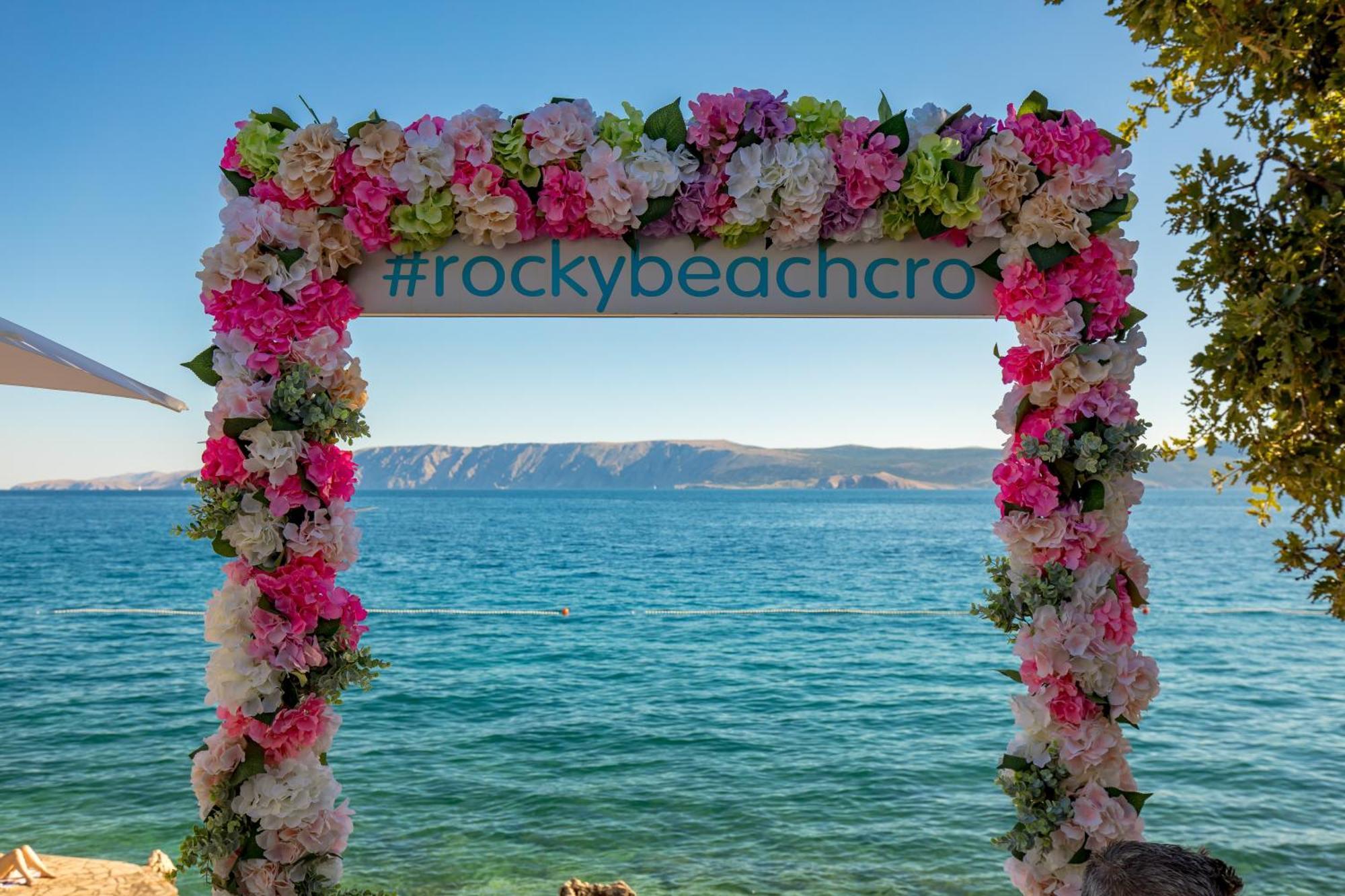 نوفي فينودولسكي Rocky Beach Rooms المظهر الخارجي الصورة